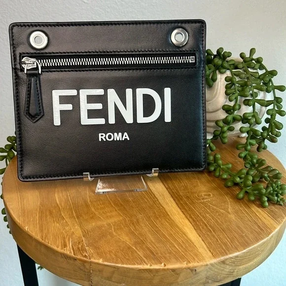Fendi ROMA clutch pouch 🩶 New Without Tags - Picture 2 of 10